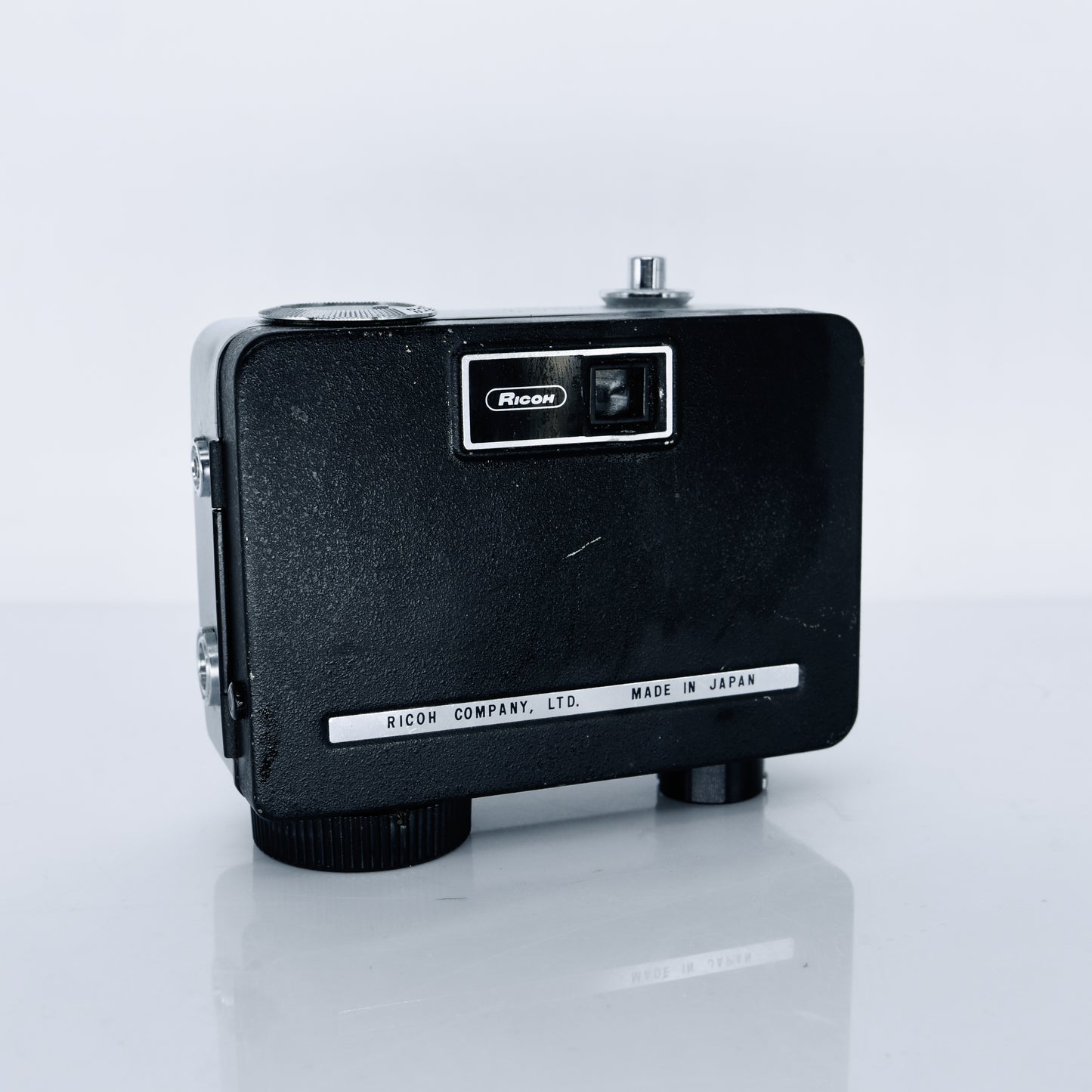 Ricoh Auto Half SE half-film camera