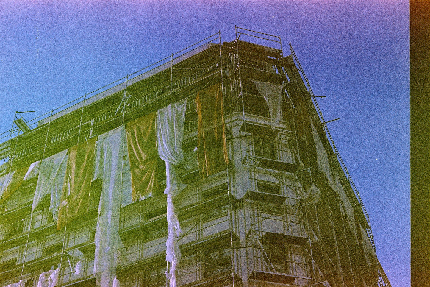 Sakuracolor SR-100 24exp Expired Film (1986/07)