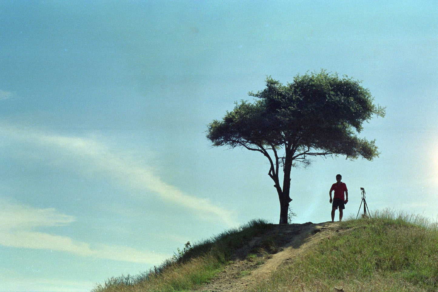 Escura One Piece ISO 500 Cinema expired film 30exp (2023/12)