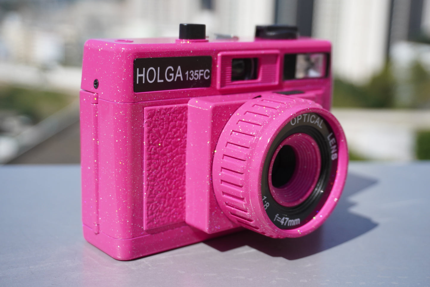 Holga 135FC Film Camera (Pink Sparkle)