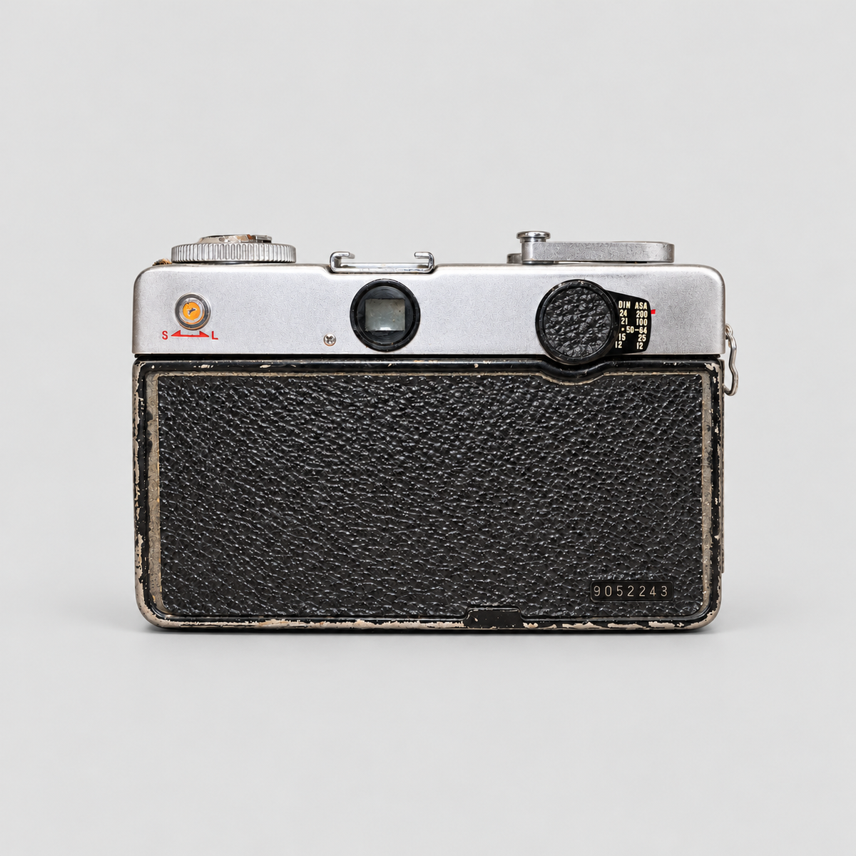 Fujica Compact S 35mm Camera 背面