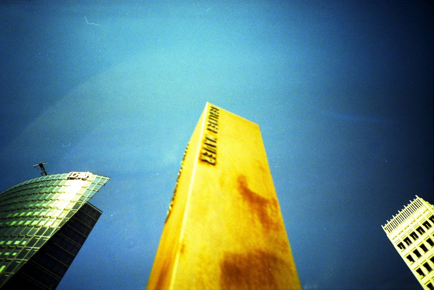 Ektachrome 100 HC 120 Expired Reversal Film (1993/04)