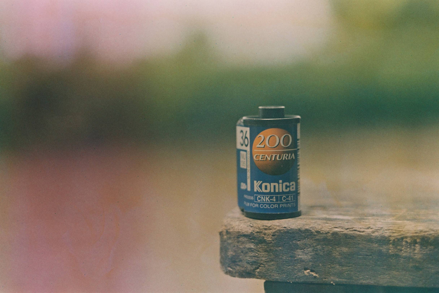 Konica SXG 100 36exp Expired Film (2004/11)