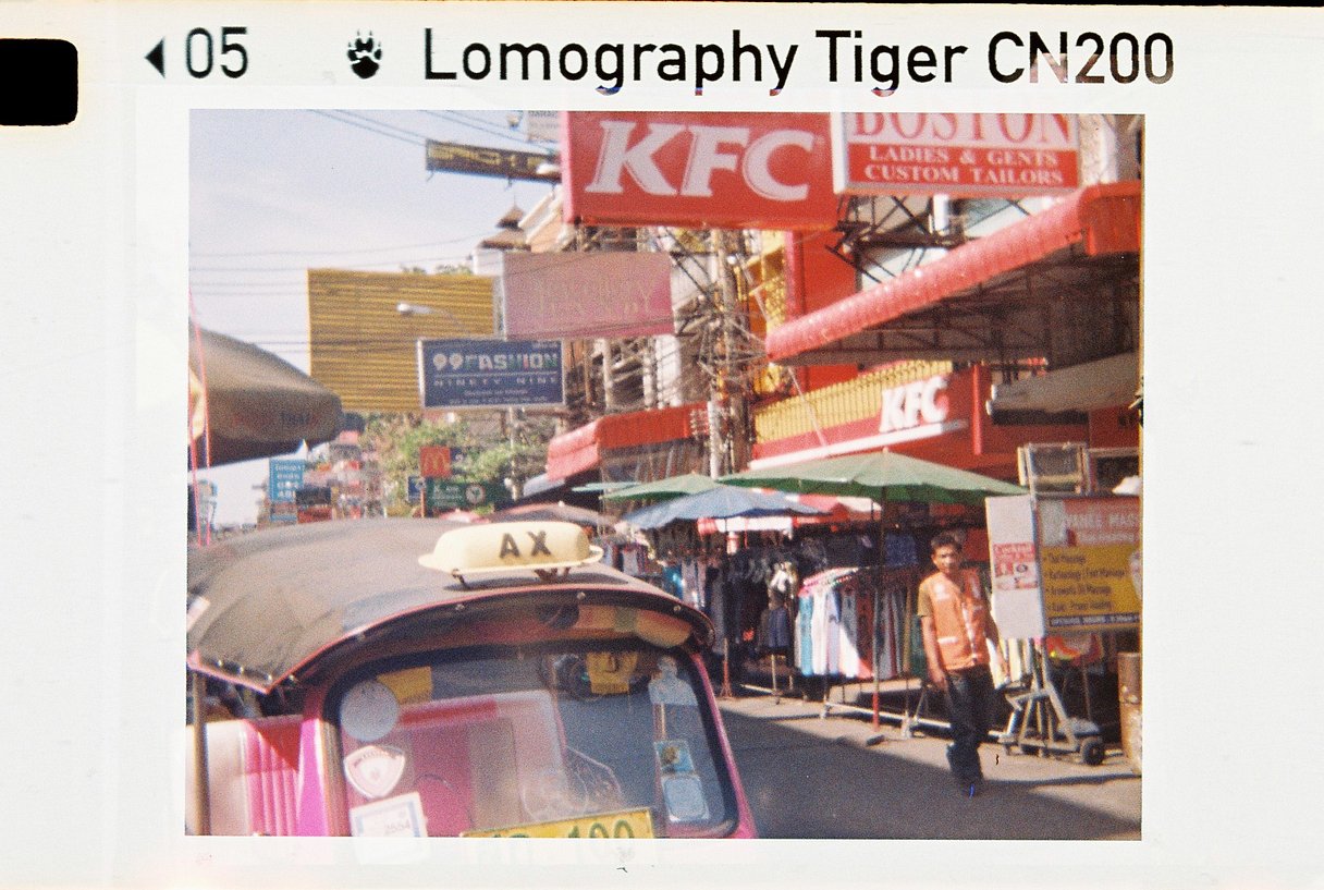 Holga Micro 110 Film Camera + Lomography Color 92 400 110 Film Set