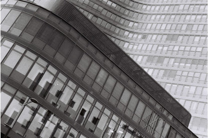 Lomography Berlin Kino 400 35mm B&W Film