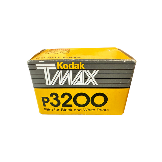 Kodak P3200 Black and White Film 36exp (1995/01)