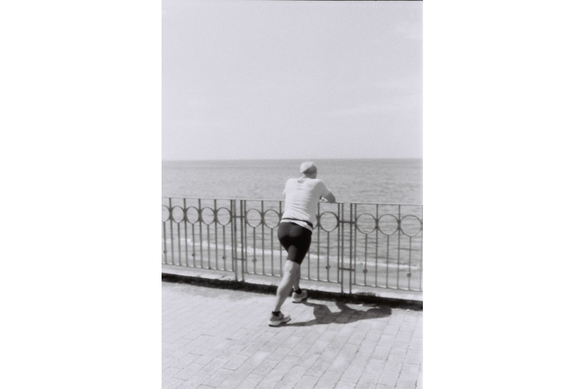 Lomography Lady Grey  ISO 400 35mm B&W Film (roll)