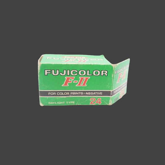 Fujifilm Fujicolor F-II 100 24exp expired film (1980/04)