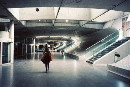 Escura One Piece ISO 500 Cinema expired film 30exp (2023/12)