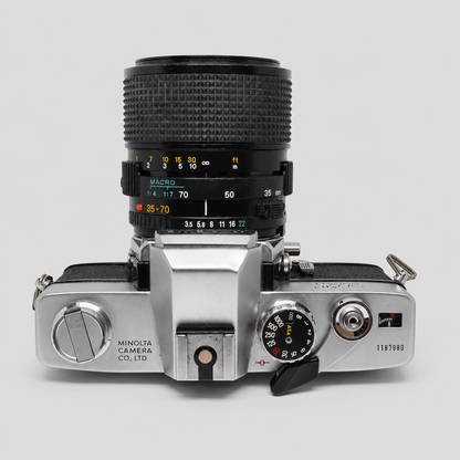 Minolta SRT Super Camera w/ md zoom 35-70mm f3.5