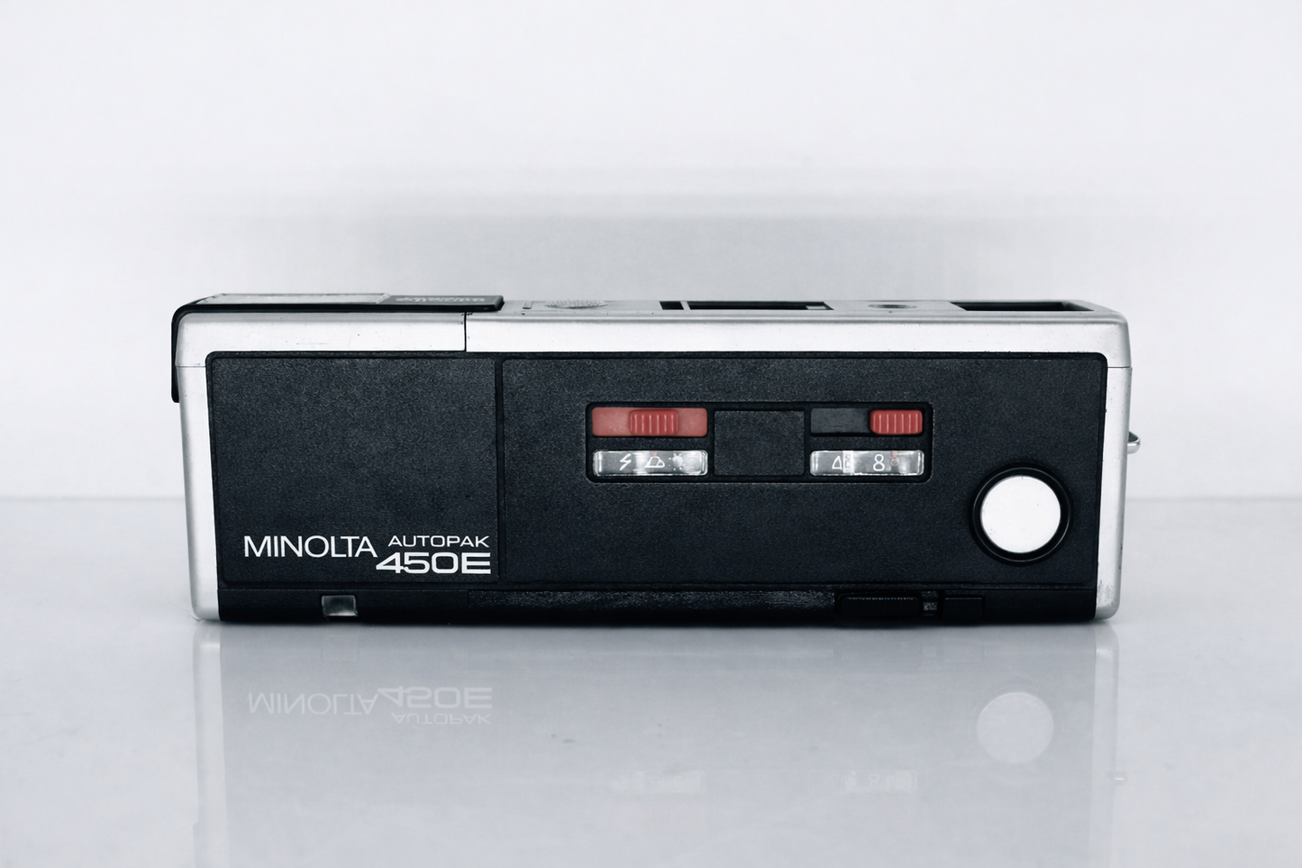 Minolta Autopak 450E Pocket 110 Film Camera