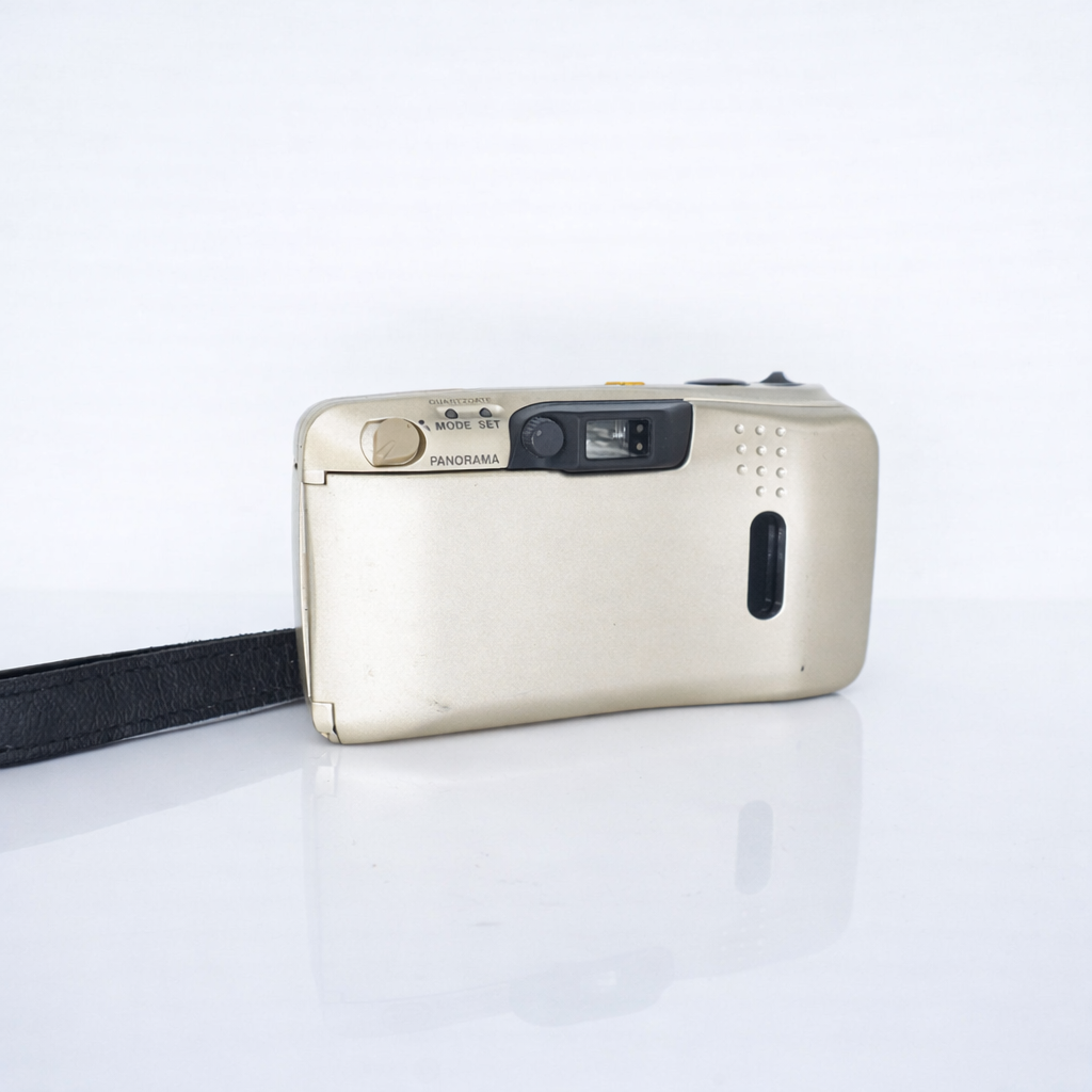 Olympus mju Zoom 140 Deluxe 35mm film camera