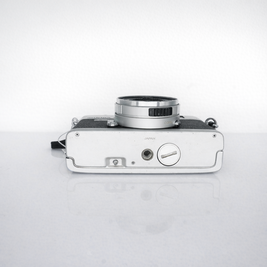 Konica C35 flashmatic 35mm film camera