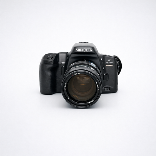 MInolta 303si w/ Sigma Minolta AD f3.5 35-105mm
