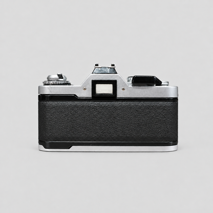 Canon AV-1 銀色機身背面