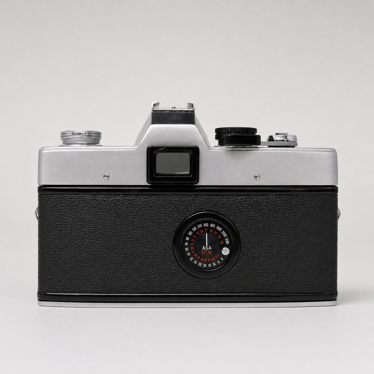 Minolta SRT101 Camera w/ md 50mm f1.4 lens