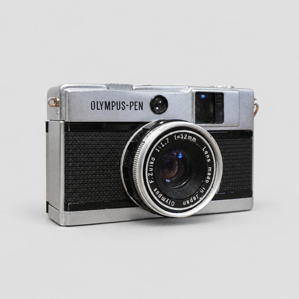 Olympus PEN EED 斜側