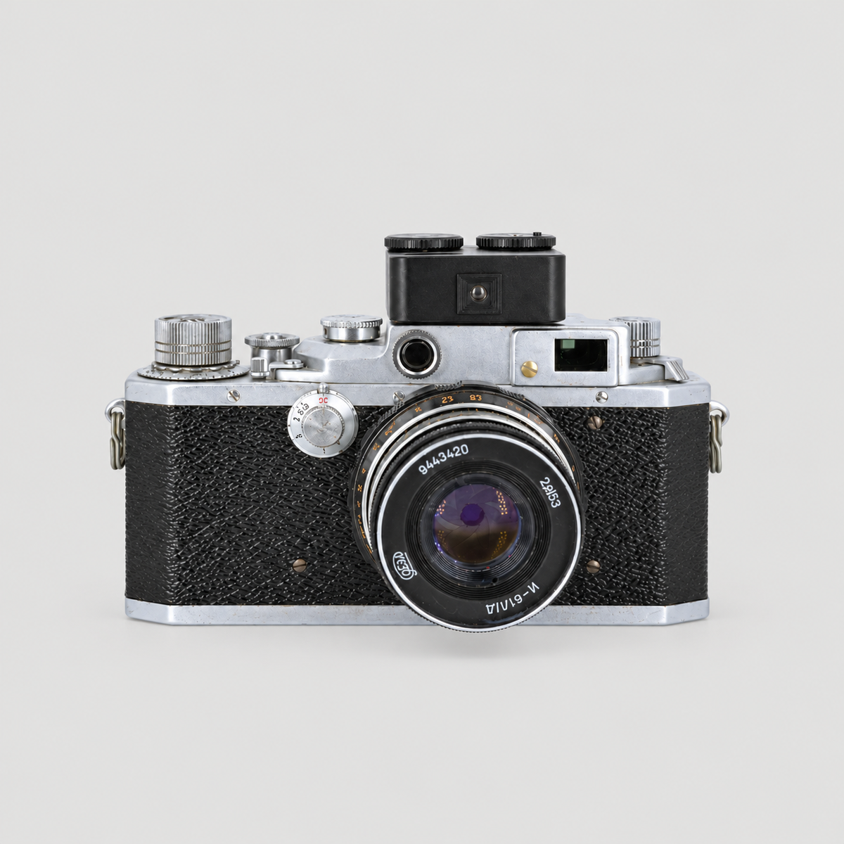 TTArtisan Light Meter B2 Black 二代測光錶 — 安裝於相機正面示範（相機不包括）